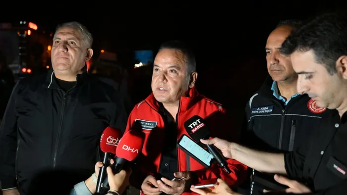 antalyadaki-teleferik-faciasinda-chp-imzasi-156-parcanin-degismesi-gerekirken-sadece-19unu-degistirdiler-ihmal-1713111028111.jpg Antalya'daki teleferik faciasında CHP imzası! 156 parçanın değişmesi gerekirken sadece 19'unu değiştirdiler! 5 Tutuklama | Kocagöz'ün ifadesine ahaber.com.tr ulaştı - 9