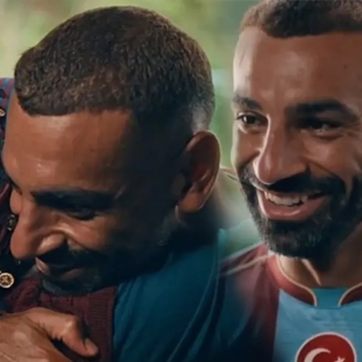 Hatice teyzenin rüyası gerçek oldu! Muhammed Salah Karadeniz sofrasına konuk oldu
