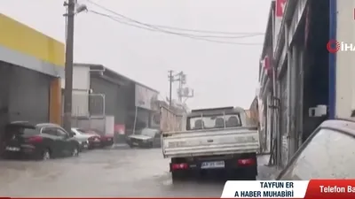 Fethiye’yi yağış vurdu! Yollar göle döndü