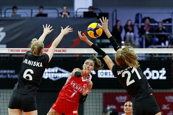 dunya-sampiyonasinda-a-milli-kadin-voleybol-takiminin-rakibi-belli-oldu-1665265882602.jpg Dünya Şampiyonası'nda A Milli Kadın Voleybol Takımı'nın rakibi belli oldu - 4