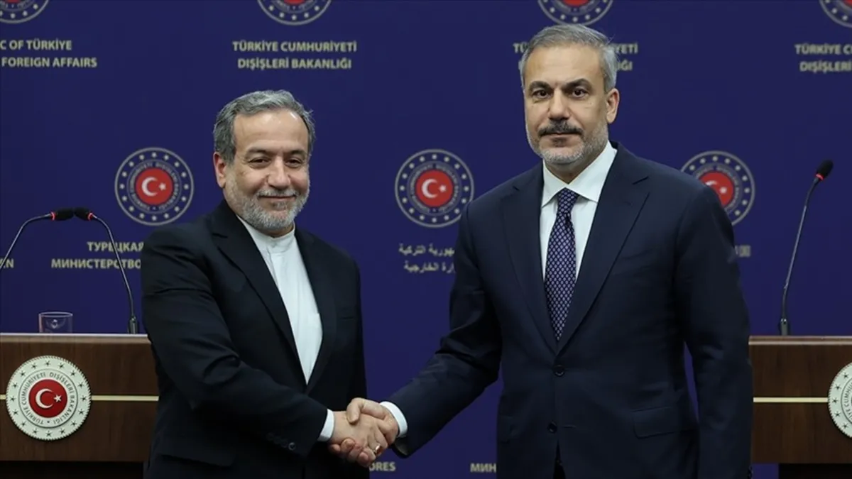 Nükleer müzakereler masada! Dışişleri Bakanı Fidan İranlı mevkidaşı Erakçi ile görüştü