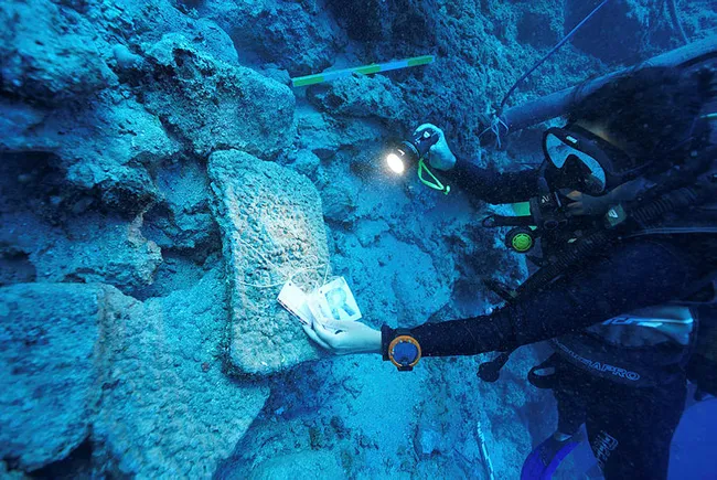 tunc-cagi-batiginda-3-bin-600-yillik-kursun-agirliklar-bulundu-1669539272165.jpg Tunç Çağı batığında 3 bin 600 yıllık kurşun ağırlıklar bulundu - 2