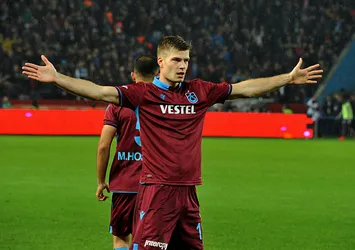 Sörloth Burak ve Rodallega'yı geçti