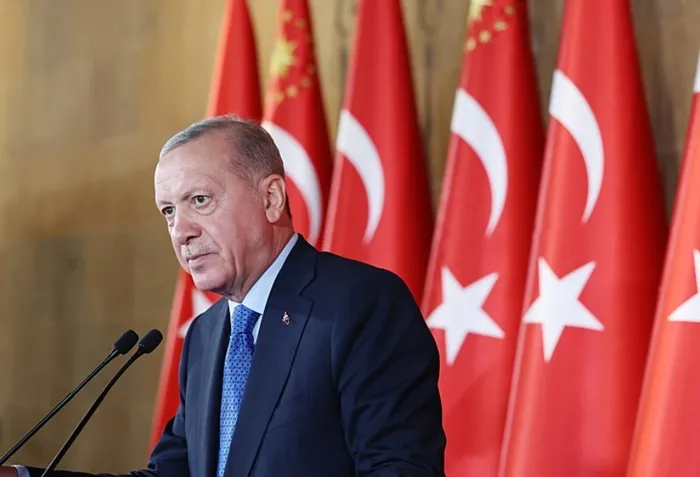 baskan-erdogandan-firsatcilara-net-mesaj-halkin-kaynaklarini-somurenler-icin-deniz-bitti-1756147265045.jpg Fotoğraf-AA