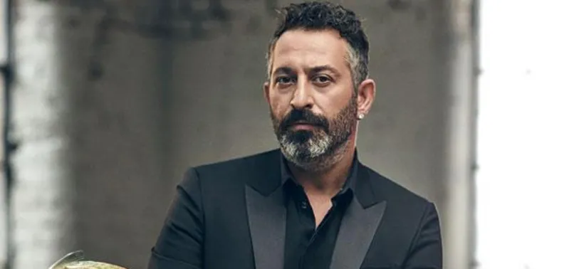 Cem Yılmaz'dan hırsızlık ihbarı!