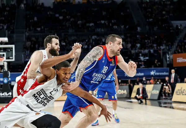 anadolu-efes-yeniden-final-fourda-olimpia-milanoyu-deviren-temsilcimiz-avrupada-yeni-kupa-pesinde-1651174000179.jpg Anadolu Efes yeniden Final Four'da! Olimpia Milano'yu deviren temsilcimiz Avrupa'da yeni kupa peşinde - 1