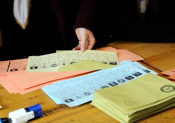 Uşak'ta geçersiz oyların sayımı tamamlandı! Uşak seçim sonucu 2019