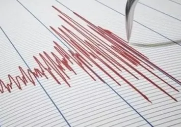 İran'da korkutan deprem! 5.7 ile sallandılar