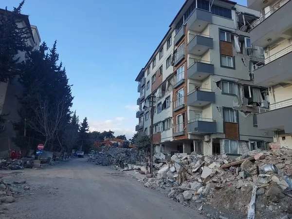 Vatandaşı can derdindeyken mal peşine düşen Lütfü Savaş'a halk isyan etti: Derhal istifa etmelidir - 1