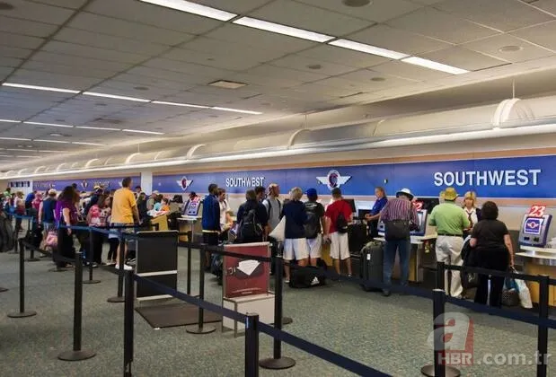 Uçakta rezalet! Tuvalete gizli kamera koyup... 6