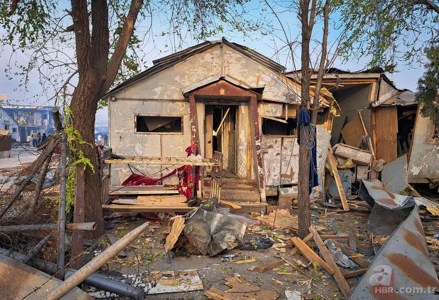 Pakistan Afganistan'da hastane vurdu! En az 400 ölü 18