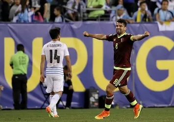 Copa America'da Uruguay şoku!
