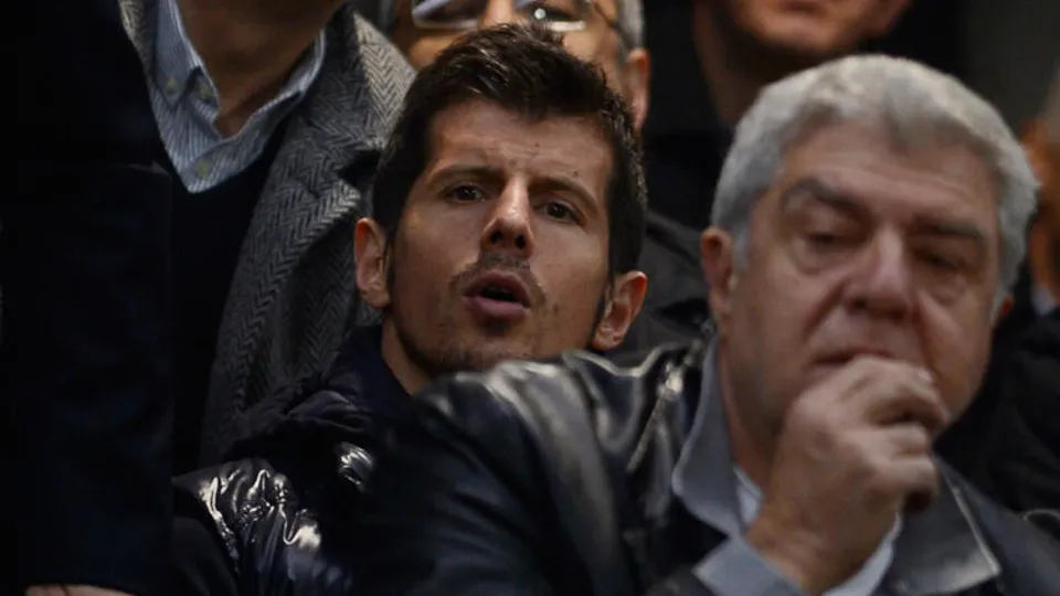 Fenerbahçe'de Emre Belözoğlu depremi!