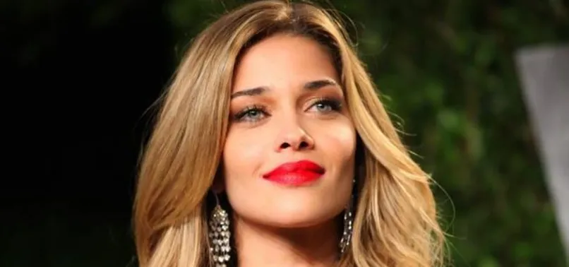Victoria's Secret meleği evlendi!