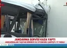 Askerleri taşıyan midibüs kaza yaptı