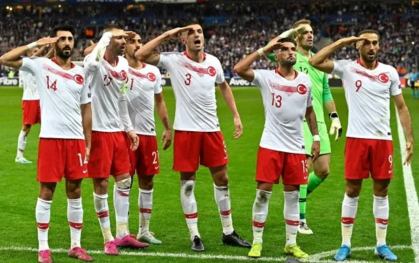 1623422681848.jpg EURO 2020'ye kötü başladık I Türkiye 0-3 İtalya (MAÇ SONUCU-ÖZET) - 6