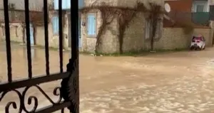 Ünlü tatil beldesi Çeşme sular altında