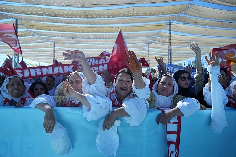 malazgirtte-1071-ruhu-baskan-erdogan-soz-konusu-vatansa-kimseye-boyun-egmeyiz-1787733541470.jpeg Malazgirt'te 1071 ruhu! Başkan Erdoğan: Söz konusu vatansa kimseye boyun eğmeyiz - 1