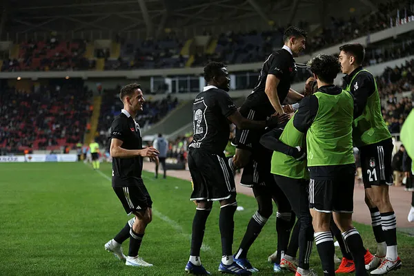 Beşiktaş’ta Sergen Yalçın bombası! Resmi açıklama geldi