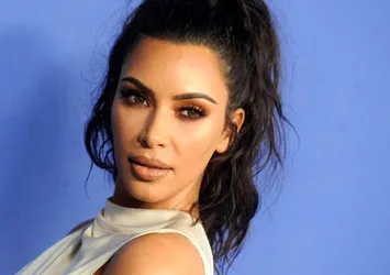 Kim Kardashian'dan Azerbaycan'a iftira