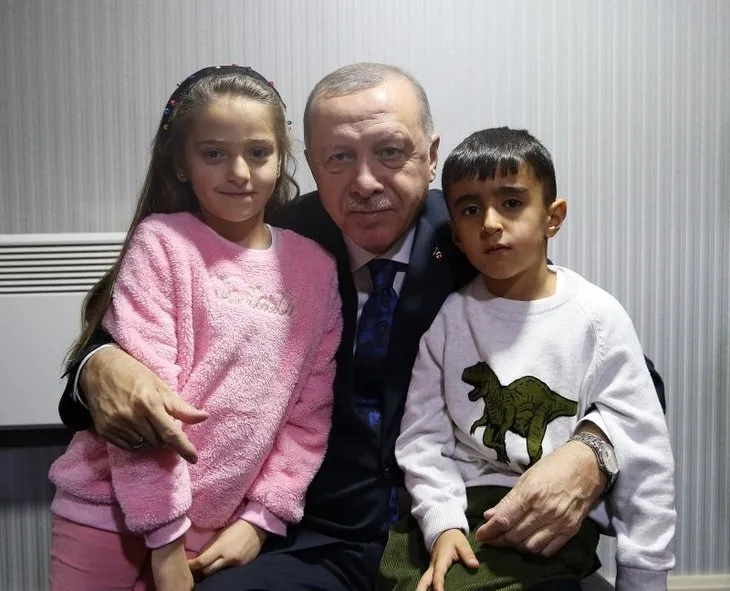 Başkan Erdoğan, Şehit Ahmet Budak’ın eşi ve çocuklarını kabul etti