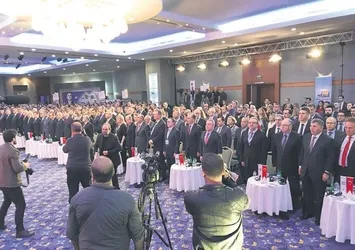 Turizmde Türkiye in, İspanya out