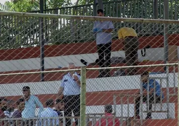 Adana'da tribünde ceset bulundu!