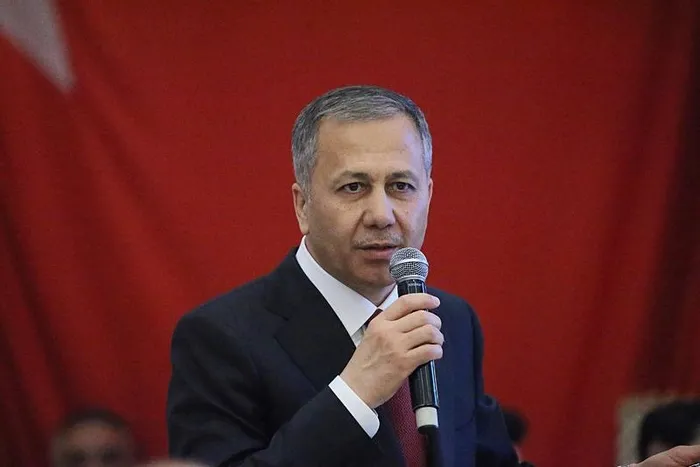 icisleri-bakani-yerlikayadan-terorle-mucadele-mesaji-son-terorist-etkisiz-hale-getirilinceye-kadar-1710878866799.jpeg İçişleri Bakanı Yerlikaya'dan terörle mücadele mesajı: "Son terörist etkisiz hale getirilinceye kadar..." - 3