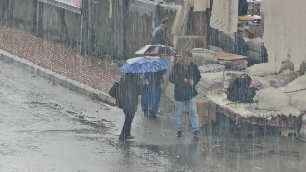 Meteoroloji'den 5 günlük haritalı uyarı: Trakya'dan giren soğuk hava dalgası tüm yurdu saracak! Sıcaklıklar çakılıyor - 10