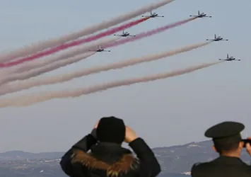 Çanakkale'de 'Türk Yıldızları' gösteri yaptı
