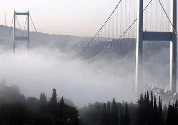 İstanbul Boğazı gemi geçişlerine kapatıldı