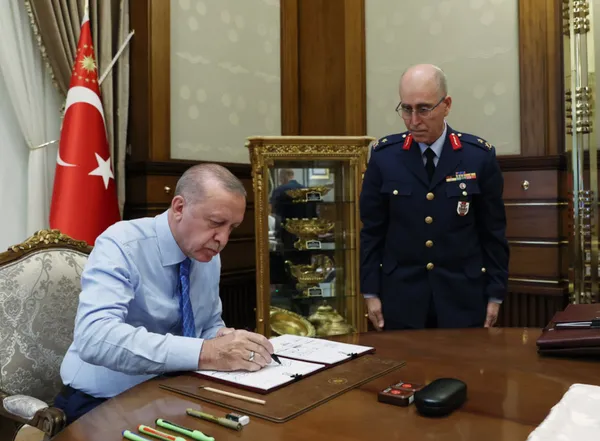 Başkan Erdoğan Yüksek Askeri Şura kararlarını onayladı! İşte yeni komuta kademesi - 14