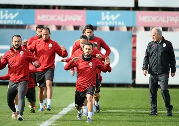 Galatasaray'ın ilk transferi Emre Çolak