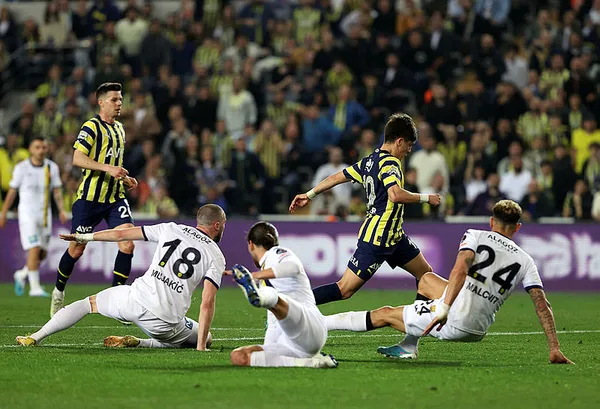 Fenerbahçe’den tarihi geri dönüş! Fenerbahçe 2-1 Ankaragücü MAÇ SONUCU