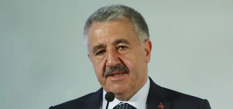 Ulaştırma Bakanı Arslan: Ovit Tüneli 2018'e kalmadan açılacak