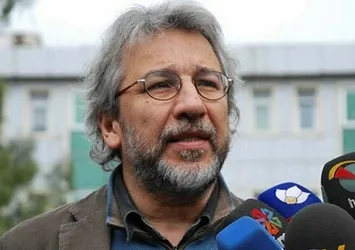 Firari Can Dündar hainlikte sınır tanımıyor! İftiraya ortak ol sığınma hakkını al