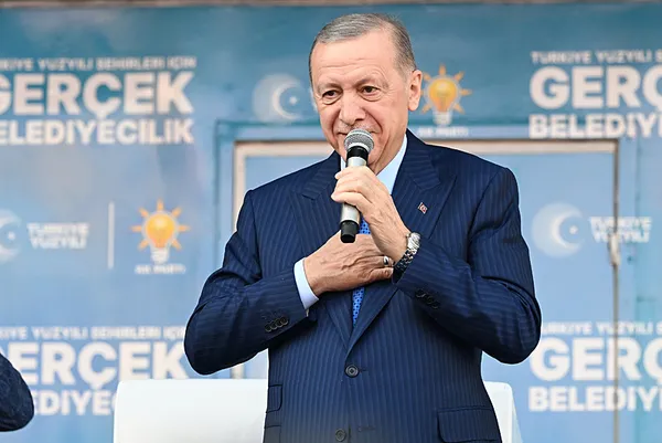 son-dakika-ak-parti-adana-mitingi-baskan-erdogandan-chpye-cok-sert-sozler-birbirlerinin-kuyusunu-kaziyorlar-1708866893090.jpeg Son dakika | AK Parti Adana mitingi! Başkan Erdoğan'dan CHP'ye çok sert sözler: Birbirlerinin kuyusunu kazıyorlar - 2