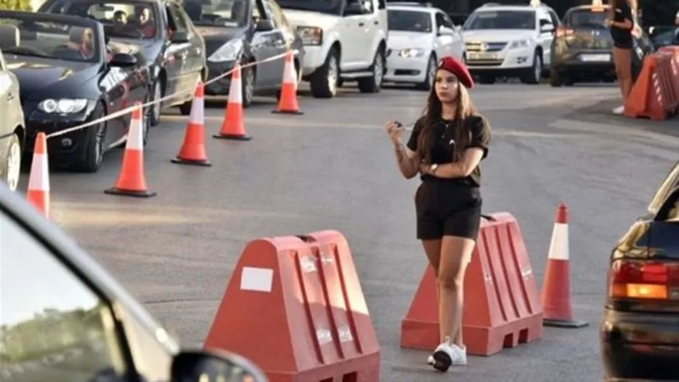 Lübnan'ın fenomen kadın polisleri