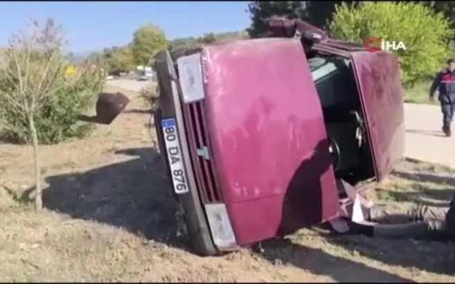 Devrilen otomolin sürücüsü yaralandı