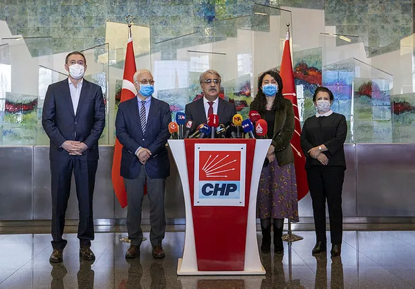 Halk TV sunucusu Ayşenur Arslan'dan HDP ile yan yana gelmeyen Kılıçdaroğlu'na tepki - 2