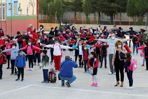 detaylar aciklandi asi olmayan veliler okula gidebilecek mi veliler icin asi zorunlu mu