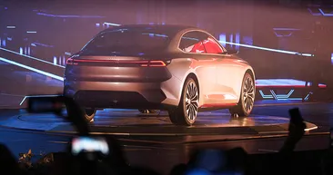 TOGG dünyadaki en iyi 3 şirketten biriyle görüşüyor! AR HUD yerli ve milli otomobilde olacak mı?