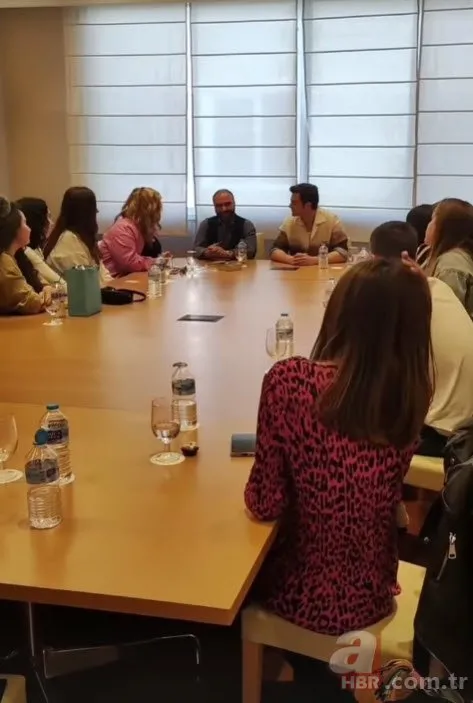 Kardeşlerim’in Ömer’i Bilal Yiğit Koçak İspanya’da fırtına gibi esti! Hayranları etrafında pervane oldu