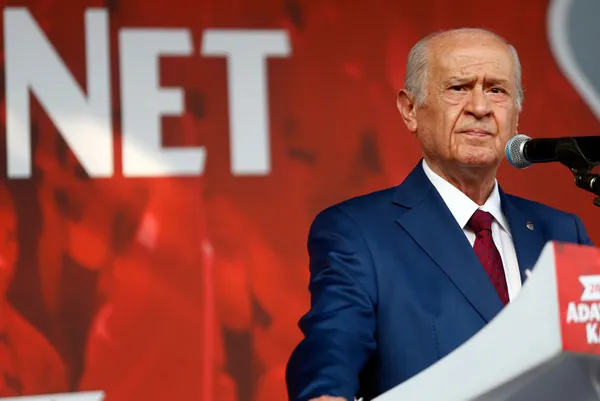 Son dakika: MHP Genel Başkanı Devlet Bahçeli’den Osmanlı’ya nefret kusan Tunç Soyer’e sert tepki: İflah olmaz bir cahillik