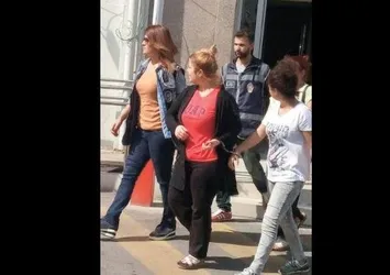 İzmir’de anne-kızdan seks kasetli şantaj!