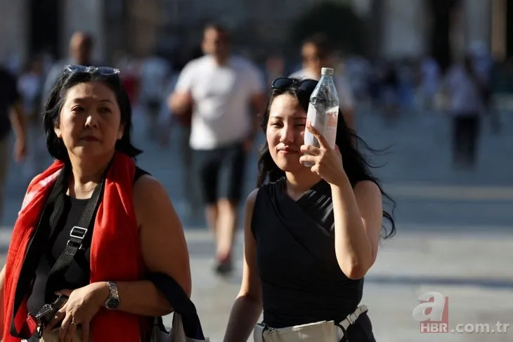 İtalya aşırı sıcaklarla mücadele ediyor! Kırmızı alarm verildi