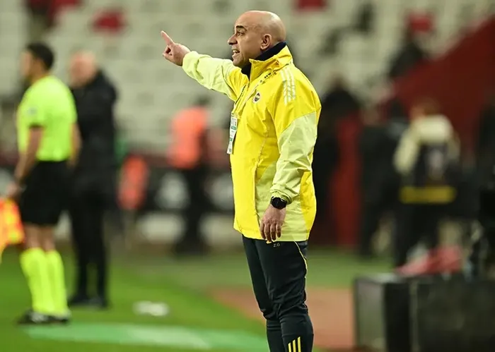 kanarya-deplasmanda-kan-kaybetti-fenerbahce-ve-antalyaspor-puanlari-paylasti-1772392243661.jpeg Kanarya deplasmanda kan kaybetti! Fenerbahçe ve Antalyaspor puanları paylaştı - 10