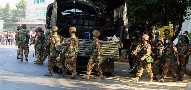 Myanmar’da askeri yönetime darbe! Silahlı Halk Savunma Güçleri’nin yönetimi ele geçirdiği iddiası