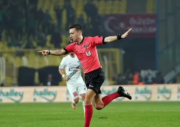 Karadeniz derbisinin VAR hakemi Zorbay Küçük oldu