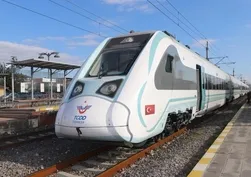 Bakan Uraloğlu duyurdu: Milli elektrikli tren ilk kez yeni bir hatta hizmet verecek